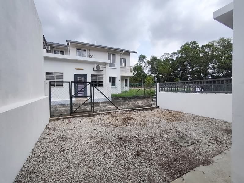 Ariza @ Elmina Gardens untuk Untuk Dijual - RM 730,000, Mac 2026 - Backyard  - PropertyGuru.com.my