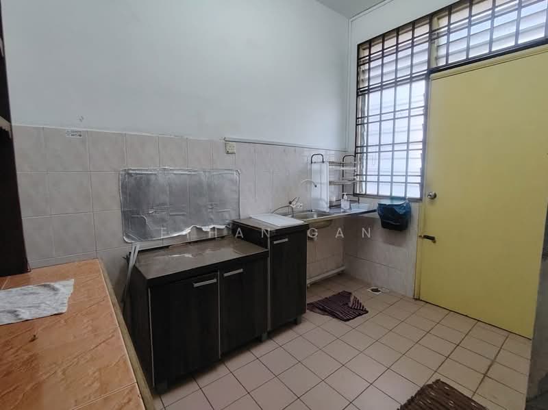 Bukit Indah untuk Untuk Dijual - RM 750,000, Mac 2026 - Kitchen - PropertyGuru.com.my