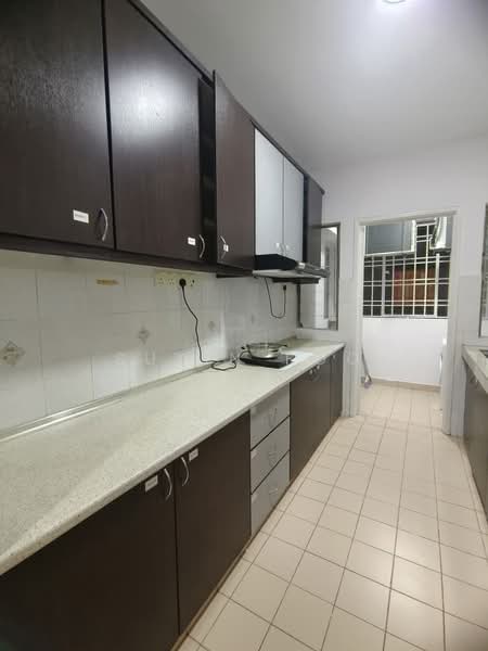 Puncak Seri Kelana untuk Untuk Disewa - RM 750 /bulan, Mac 2026 - Kitchen - PropertyGuru.com.my