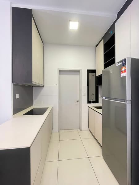 Service Residence for Rent at The Amber Residence @ TwentyFive.7 - Fiona Lee - Kitchen - PropertyGuru.com.my