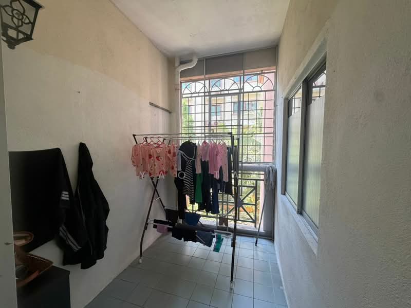 Apartment for Sale at Pangsapuri Lotus (Teratai) - Yao Tan - Balcony - PropertyGuru.com.my