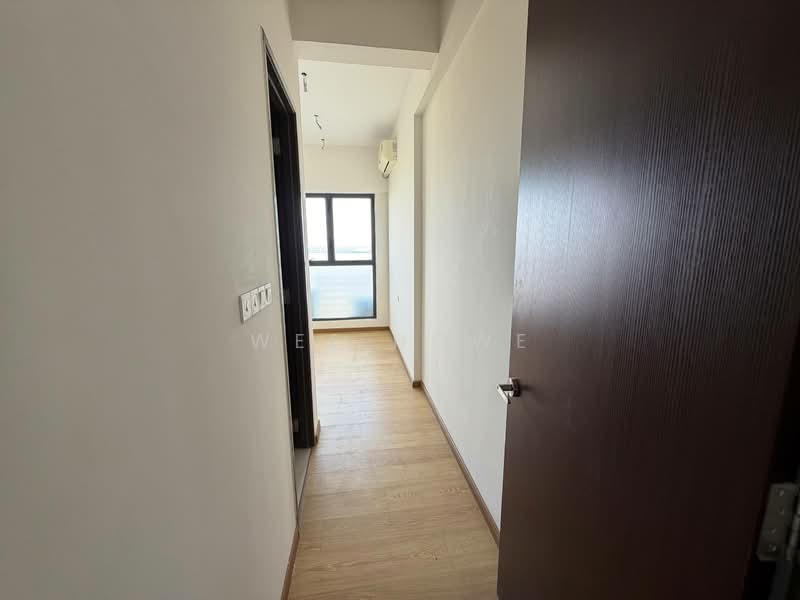 Amberside @ Country Garden Danga Bay untuk Untuk Dijual - RM 800,000, Mac 2026 - Corridor - PropertyGuru.com.my