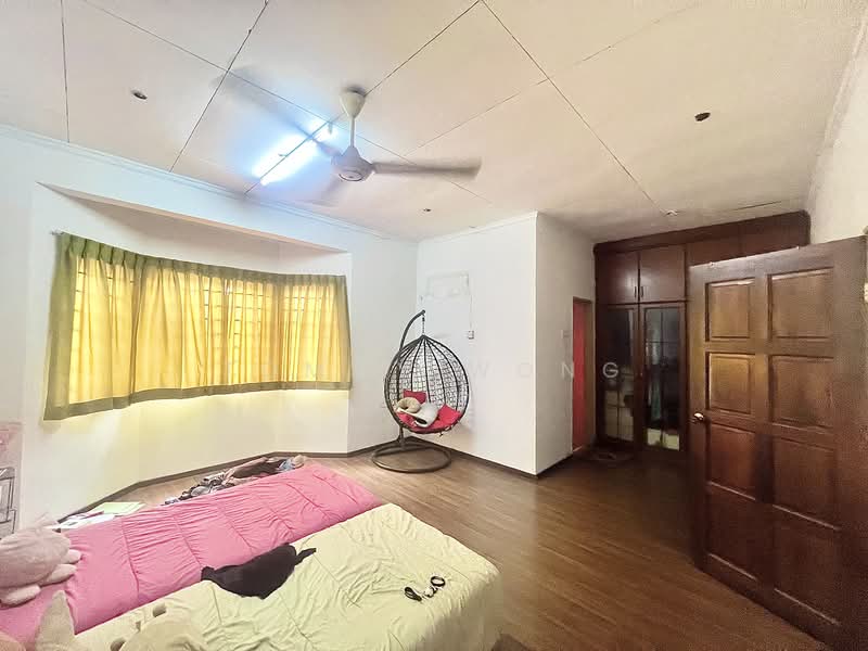 Untuk Dijual - Bandar Tun Hussein Onn