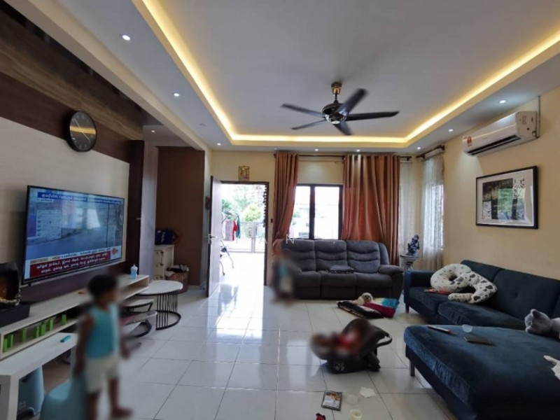 2-storey Terraced House for Sale in Setia Alam (Selangor) - Ryan . - Living Room - PropertyGuru.com.my