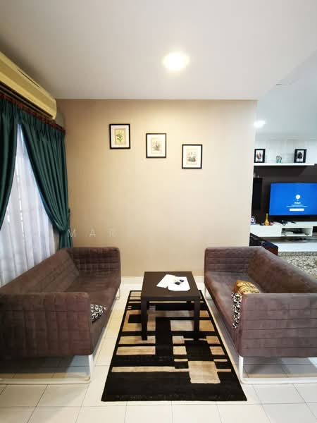 1.5-storey Terraced House for Sale in Taman Cuepacs (Kepong) - Marvin Lee - Living Room - PropertyGuru.com.my
