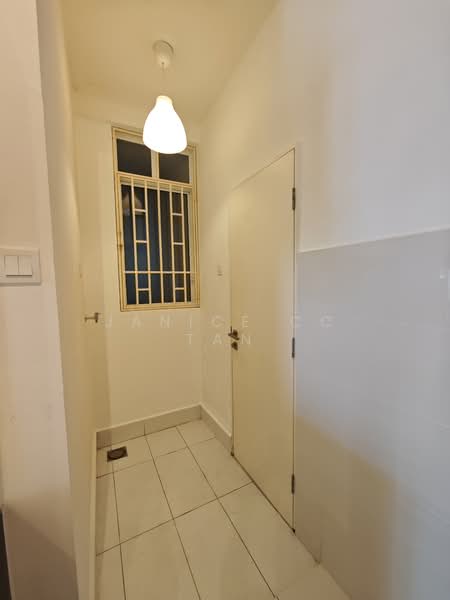 Service Residence for Sale at Skypod Residence - Janice CC Tan - Interior - PropertyGuru.com.my