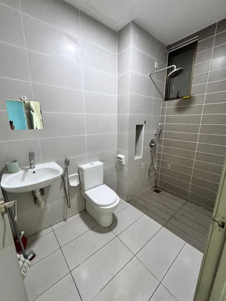 PARC Regency (Residensi Masai) untuk Untuk Disewa - RM 1,300 /bulan, Mac 2026 - Bathroom - PropertyGuru.com.my