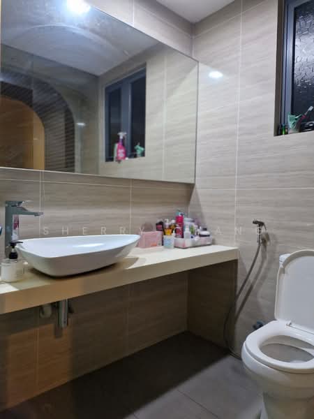 Service Residence for Sale at Eve Suite / NZX Square - Sherry Chang - Bathroom - PropertyGuru.com.my