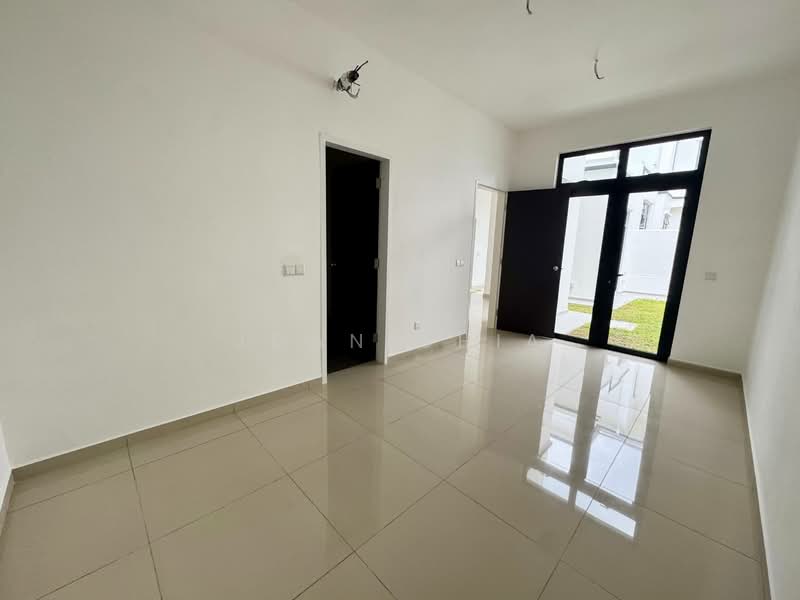 Cluster House for Sale in Iskandar Puteri (Nusajaya) (Johor) - Joan Chia - Living Room - PropertyGuru.com.my