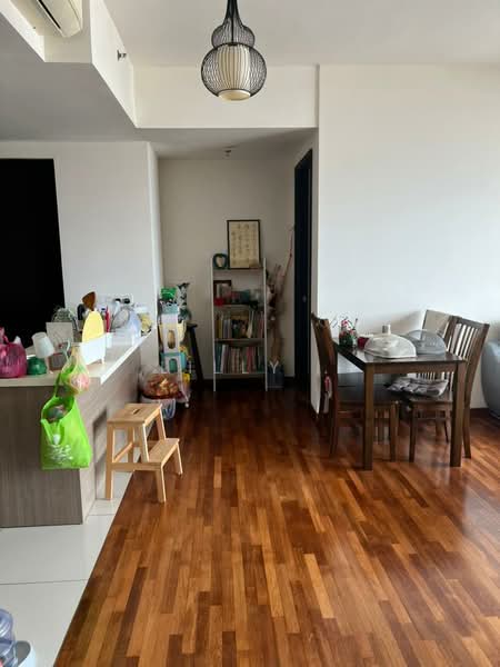 Service Residence for Sale at The Tamarind - Lilly . - Dining Room - PropertyGuru.com.my