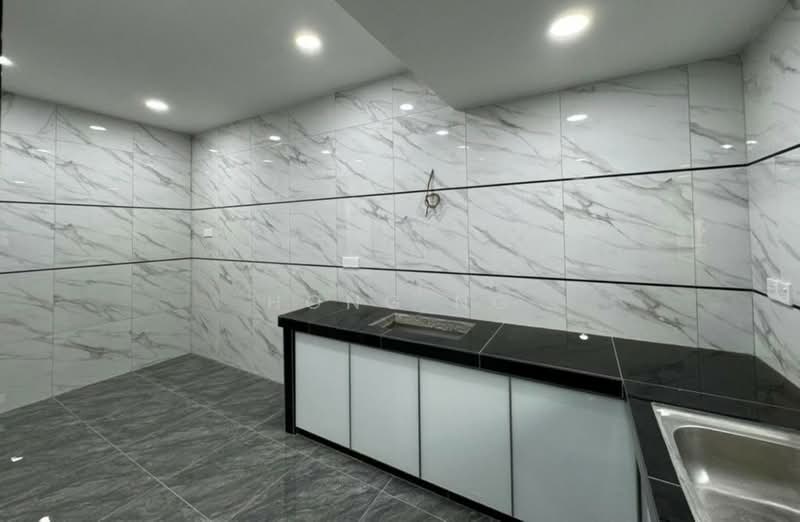 1-storey Terraced House for Sale in Klang (Selangor) - Hong Ng - Kitchen - PropertyGuru.com.my