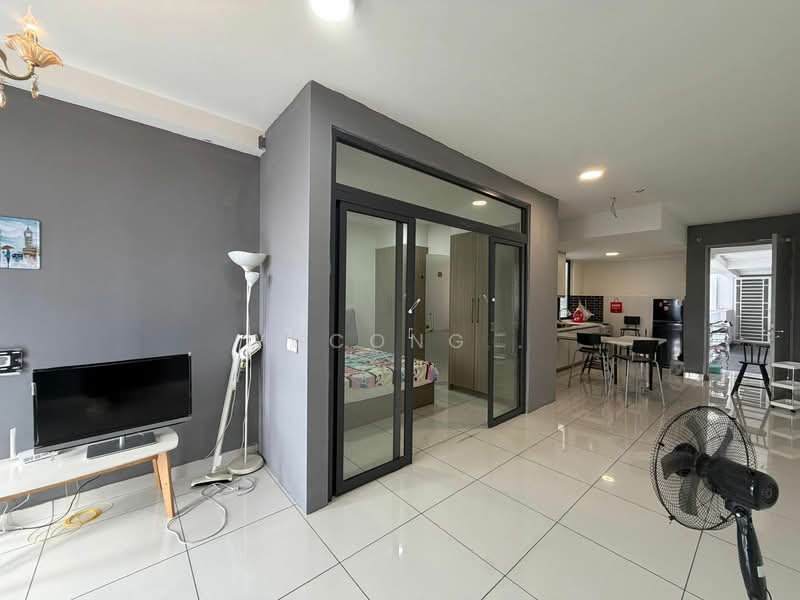 Residences @ 1 Tebrau untuk Untuk Dijual - RM 350,000, Mac 2026 - Living Room - PropertyGuru.com.my