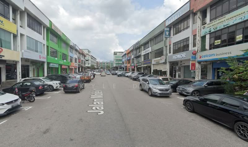 Shop for Rent in Taman Molek (Johor Bahru) - Kyle Das - Exterior - PropertyGuru.com.my