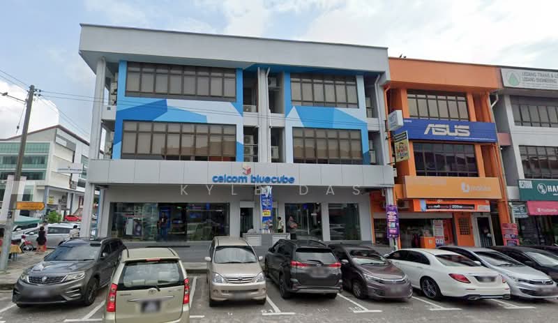 Shop for Rent in Taman Molek (Johor Bahru) - Kyle Das - Exterior - PropertyGuru.com.my