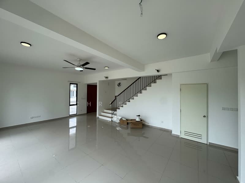 2-storey Terraced House for Sale in Dengkil (Selangor) - Chris Lee - Living Room - PropertyGuru.com.my