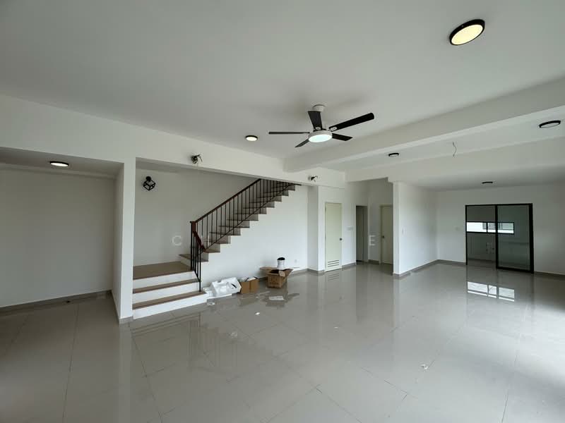 2-storey Terraced House for Sale in Dengkil (Selangor) - Chris Lee - Living Room - PropertyGuru.com.my