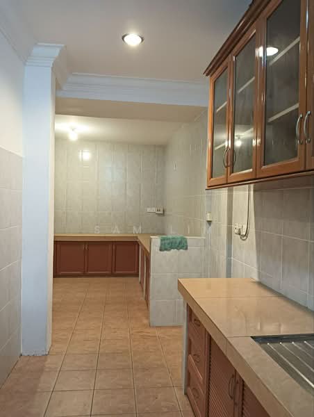 Taman bdc untuk Untuk Disewa - RM 4,000 /bulan, Mac 2026 - Kitchen - PropertyGuru.com.my