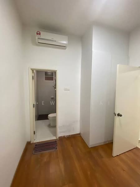 Apartment for Sale at Nusa Heights (Nusa Puncak) - LIEW KA LAI - Bathroom - PropertyGuru.com.my