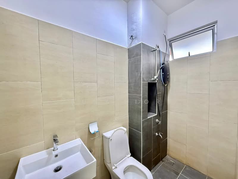1-storey Terraced House for Rent in Taman Impian Emas (Skudai) - Suny Sior - Bathroom - PropertyGuru.com.my