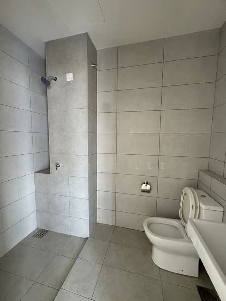 2-storey Terraced House for Sale in Dengkil (Selangor) - Chris Lee - Bathroom - PropertyGuru.com.my