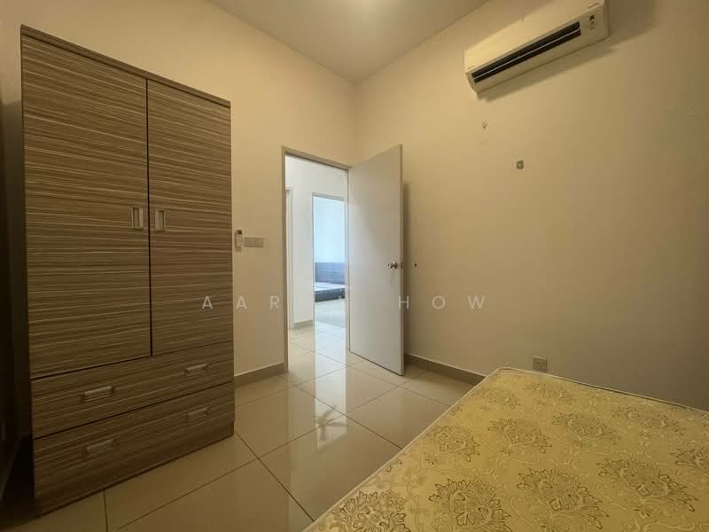 Service Residence for Rent at Meridin Bayvue Serviced Apartment - Aaron How - Bedroom - PropertyGuru.com.my
