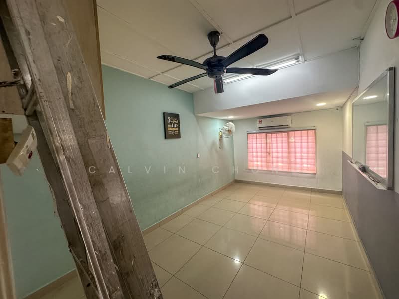 2-storey Terraced House for Sale in TAMAN PUCHONG UTAMA (Puchong) - Calvin Chong - Interior - PropertyGuru.com.my