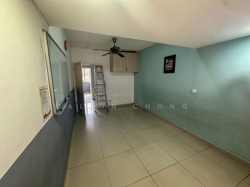 2-storey Terraced House for Sale in TAMAN PUCHONG UTAMA (Puchong) - Calvin Chong - Interior - PropertyGuru.com.my