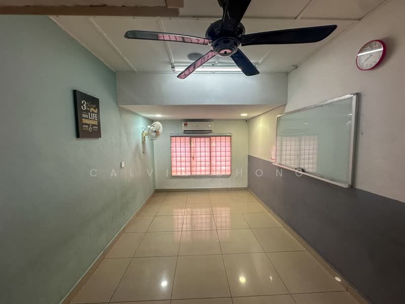 2-storey Terraced House for Sale in TAMAN PUCHONG UTAMA (Puchong) - Calvin Chong - Interior - PropertyGuru.com.my
