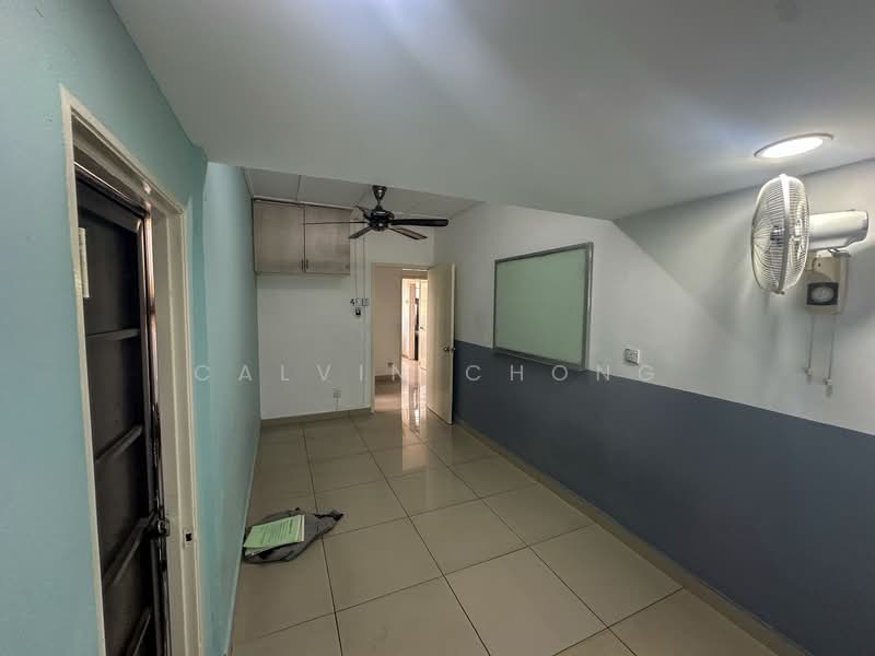 2-storey Terraced House for Sale in TAMAN PUCHONG UTAMA (Puchong) - Calvin Chong - Interior - PropertyGuru.com.my
