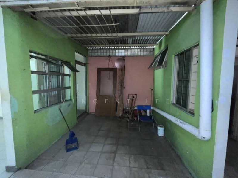 Kedai untuk Disewa di Taman Lian Hoe (Kuchai Lama) - Vincent Lee - Exterior - PropertyGuru.com.my