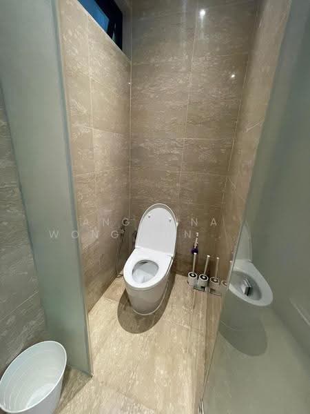 Kediaman Servis untuk Disewa di 10 Stonor - Angelina Wong Yun Hui - Bathroom - PropertyGuru.com.my