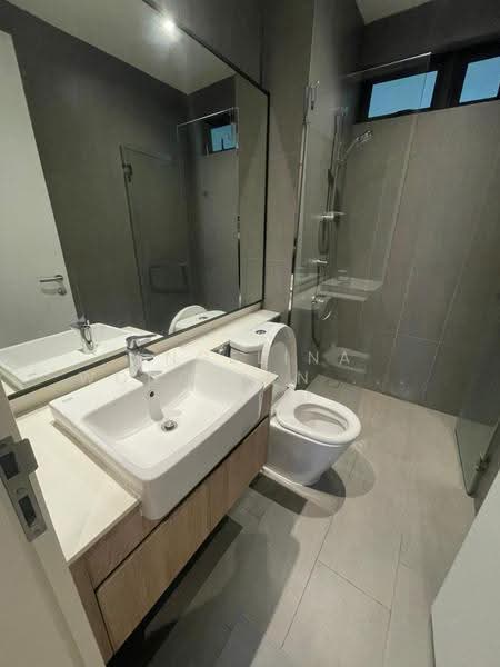 Kediaman Servis untuk Disewa di 10 Stonor - Angelina Wong Yun Hui - Bathroom - PropertyGuru.com.my