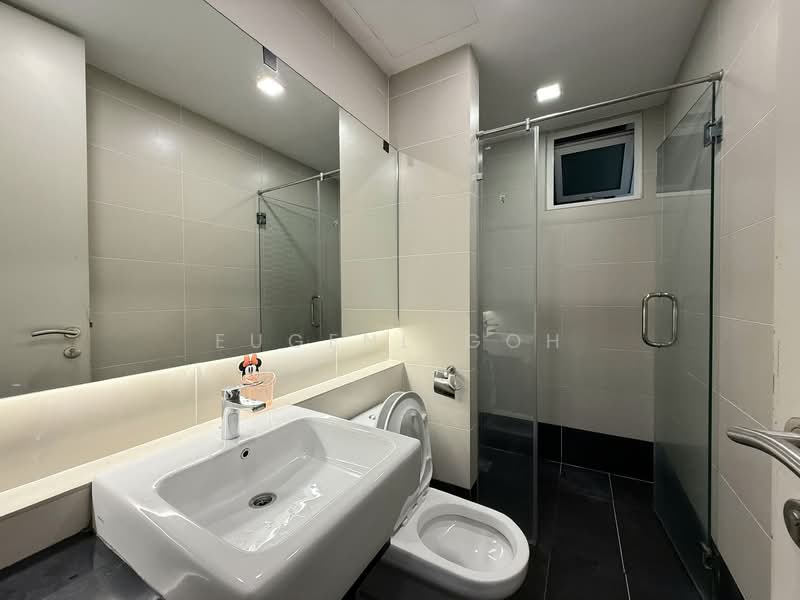 Service Residence for Rent at Tiara Mutiara 2 - Eugene Goh - Master Bathroom - PropertyGuru.com.my