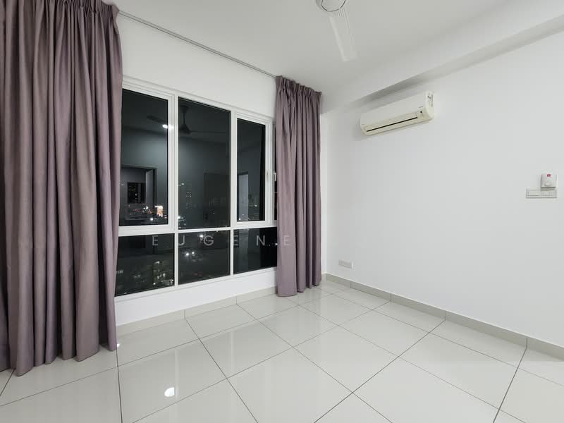 Service Residence for Sale at Court 28 - Eugene Goh - Master Room attached with bathroom - PropertyGuru.com.my