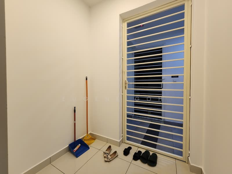 Service Residence for Sale at Court 28 - Eugene Goh - Entrance - PropertyGuru.com.my