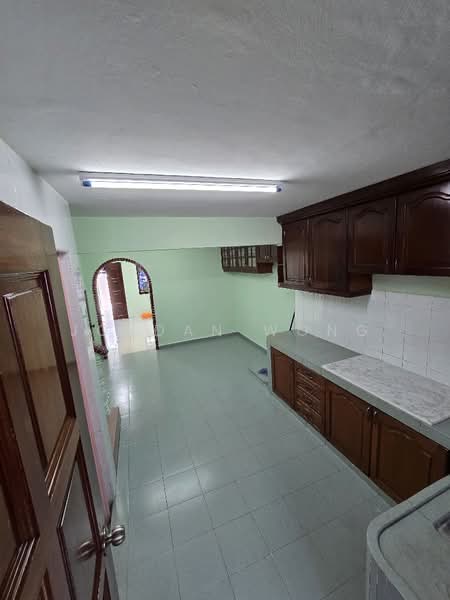Jalan Asli 21, Taman Pasir Putih, 81700 Pasir Gudang untuk Untuk Disewa - RM 1,200 /bulan, Mac 2026 - Kitchen - PropertyGuru.com.my