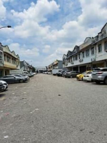 Terrace Factory for Rent in Taman Perindustrian Puchong Utama (Puchong) - Jonathan Lee - Exterior - PropertyGuru.com.my
