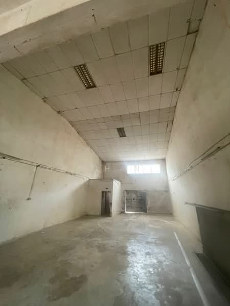 Terrace Factory for Rent in Taman Perindustrian Puchong Utama (Puchong) - Jonathan Lee - Interior - PropertyGuru.com.my