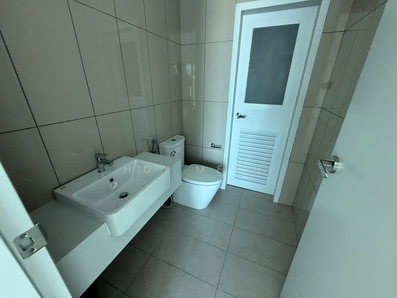 Condominium for Sale at Mezzo - Hoy Meng - Bathroom - PropertyGuru.com.my