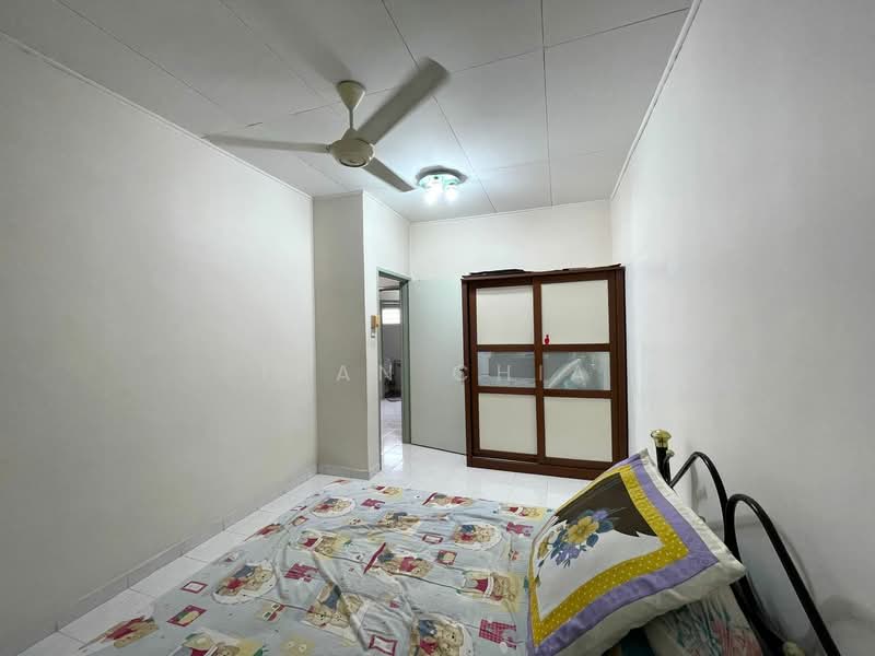2-storey Terraced House for Sale in Sungai Ara (Penang) - Ivan Chia - Bedroom - PropertyGuru.com.my