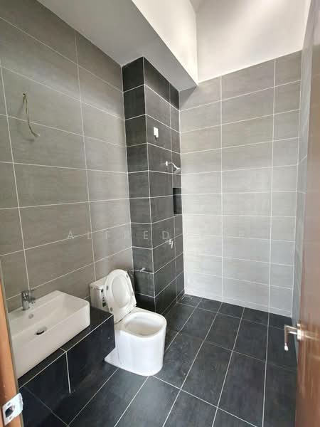 2-storey Terraced House for Rent in Taman Dato Onn (Johor Bahru) - Alfred Yap - Bathroom - PropertyGuru.com.my