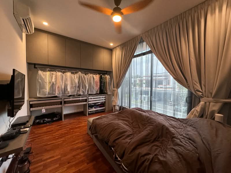 Semi-Detached House for Sale in Telok Panglima Garang (Selangor) - Fiona Lee - Bedroom - PropertyGuru.com.my