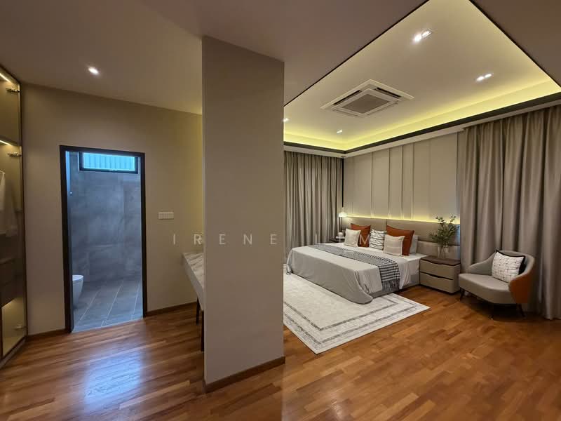 Cluster House for Sale in Austin Crest (Johor Bahru) - Irene Lim - Bedroom - PropertyGuru.com.my