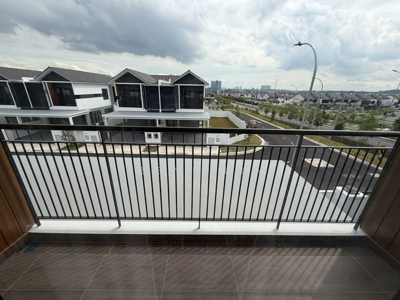 Cluster House for Sale in Austin Crest (Johor Bahru) - Irene Lim - Exterior - PropertyGuru.com.my