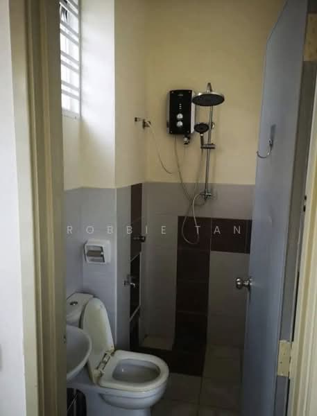 Bukit Indah untuk Untuk Disewa - RM 3,000 /bulan, Mac 2026 - Bathroom - PropertyGuru.com.my