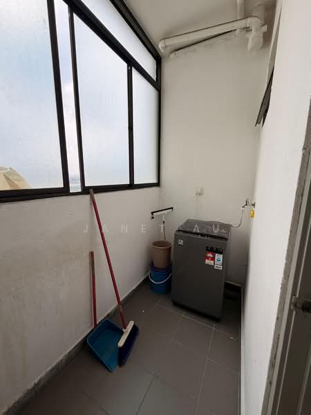 Service Residence for Rent at Greenz (Residensi Flora) @ One South - Janet Au - Balcony - PropertyGuru.com.my