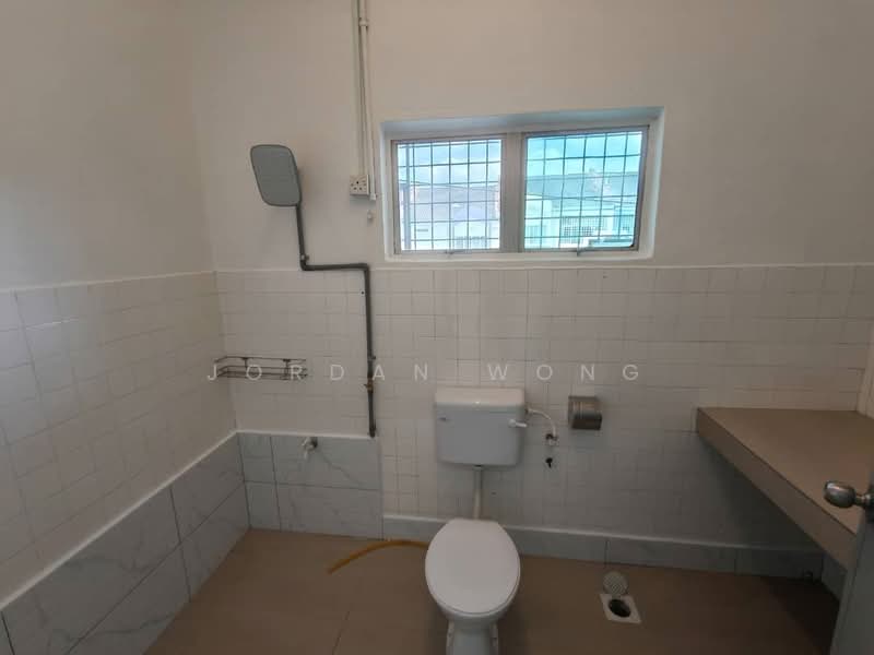 2-storey Terraced House for Rent in Johor Bahru (Johor) - Jordan Wong - Bathroom - PropertyGuru.com.my