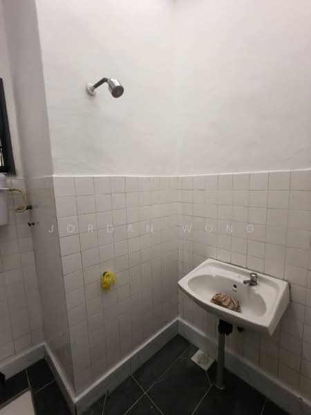 2-storey Terraced House for Rent in Johor Bahru (Johor) - Jordan Wong - Bathroom - PropertyGuru.com.my