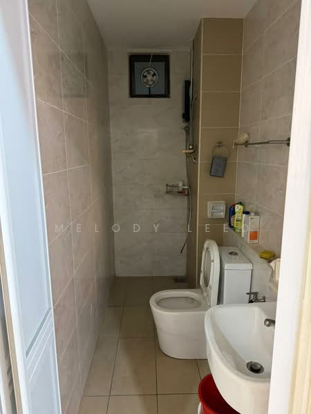 Service Residence for Sale at D'Summit Residences - Melody Leed - Bathroom - PropertyGuru.com.my