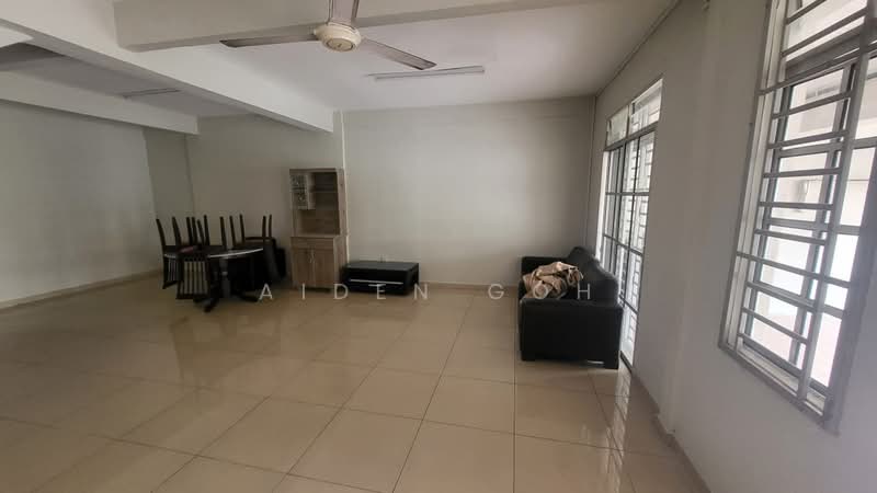 Taman Putri Kulai Jalan Putri 14/x Kulai Double Storey Terrace untuk Untuk Dijual - RM 550,000, Mac 2026 - Living Room - PropertyGuru.com.my